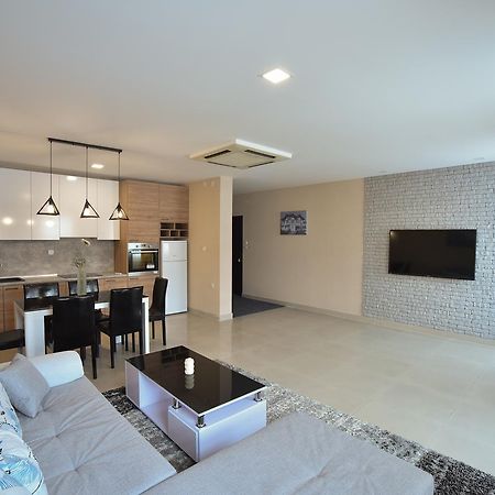 City Center Apartments Pirot Zewnętrze zdjęcie