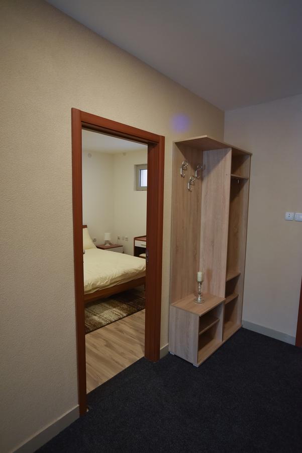 City Center Apartments Pirot Zewnętrze zdjęcie