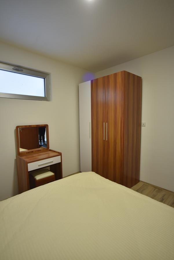 City Center Apartments Pirot Zewnętrze zdjęcie