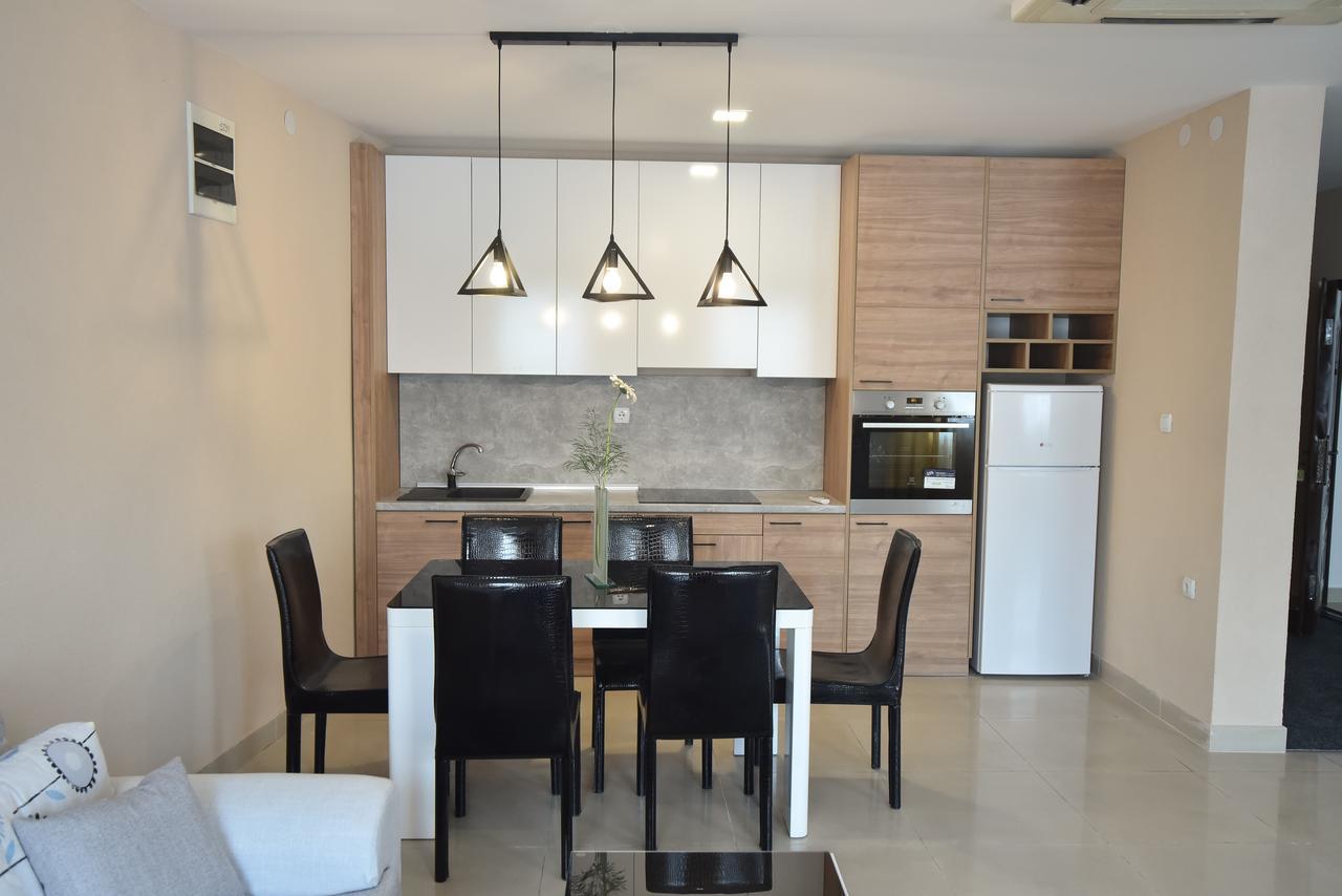 City Center Apartments Pirot Zewnętrze zdjęcie