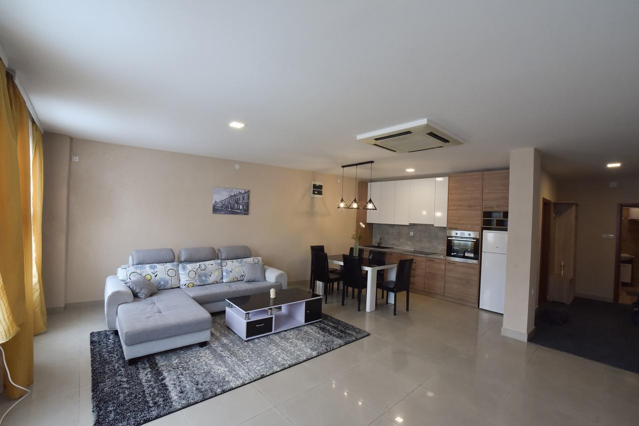 City Center Apartments Pirot Zewnętrze zdjęcie