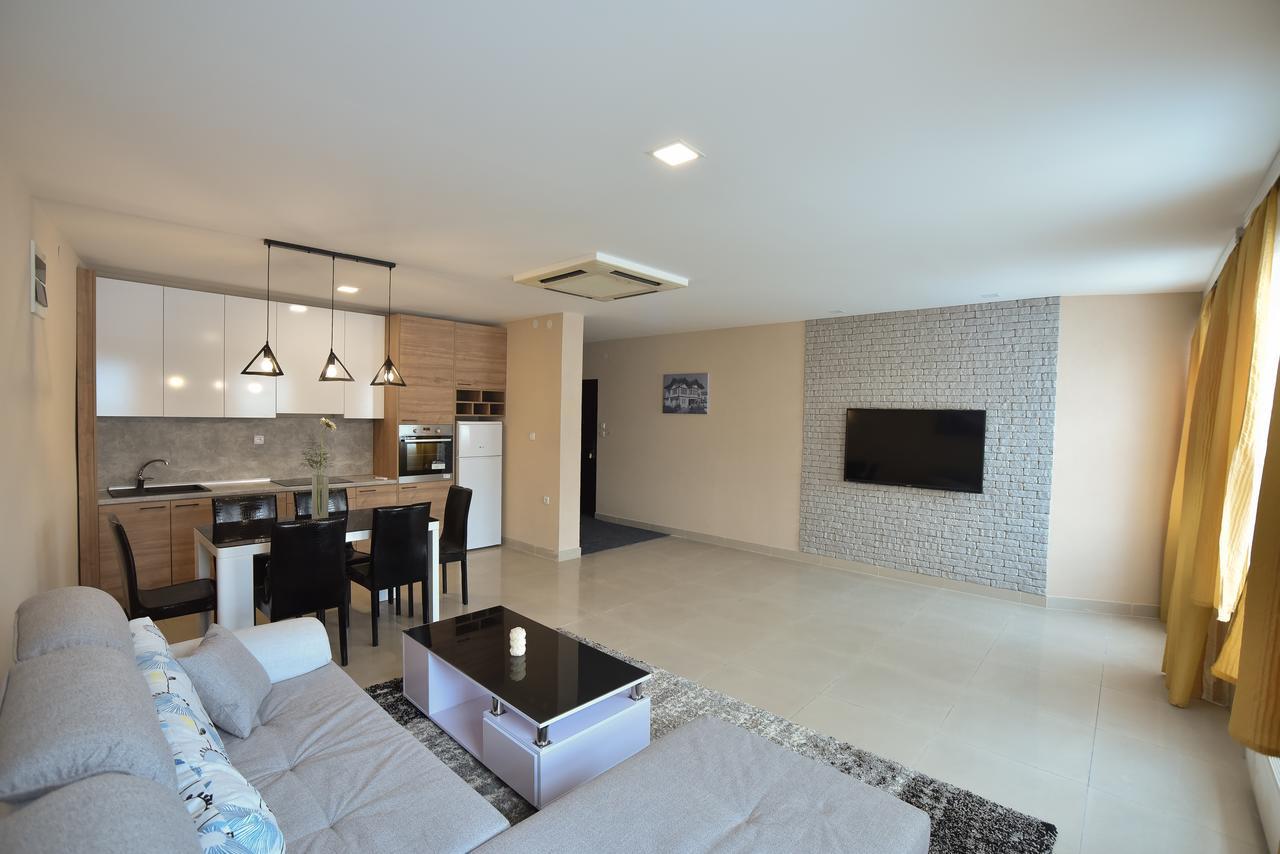 City Center Apartments Pirot Zewnętrze zdjęcie