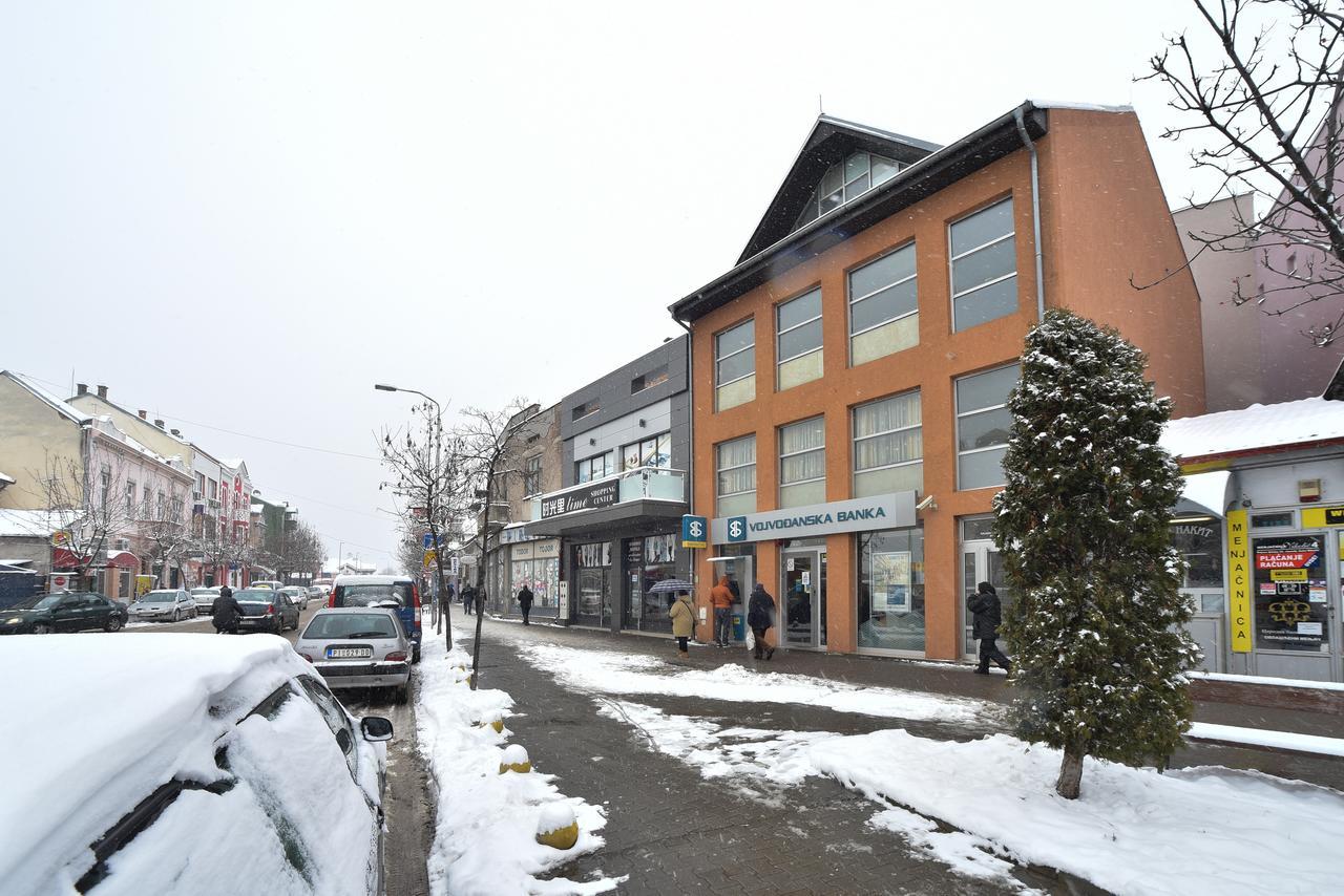 City Center Apartments Pirot Zewnętrze zdjęcie