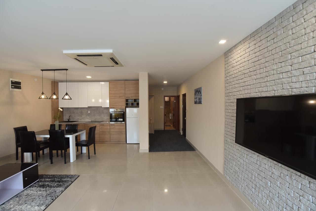 City Center Apartments Pirot Zewnętrze zdjęcie