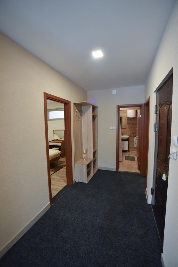 City Center Apartments Pirot Zewnętrze zdjęcie
