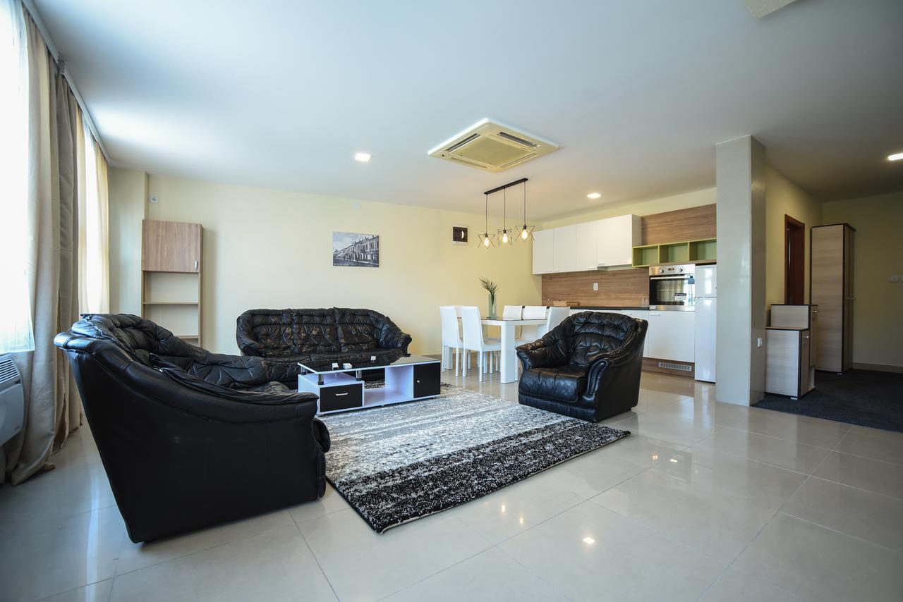 City Center Apartments Pirot Zewnętrze zdjęcie