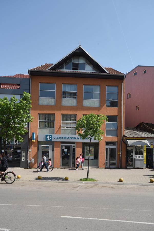 City Center Apartments Pirot Zewnętrze zdjęcie