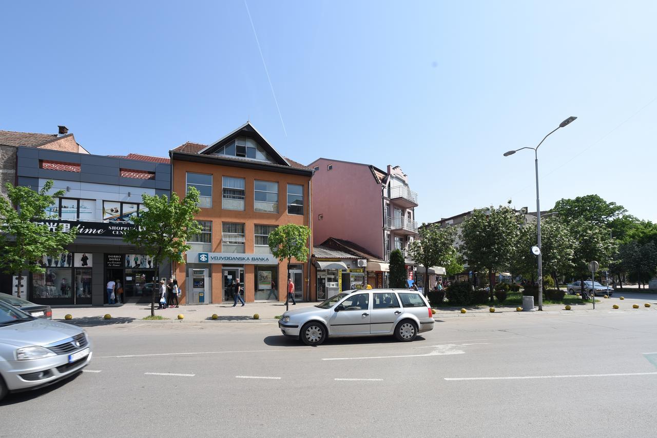 City Center Apartments Pirot Zewnętrze zdjęcie