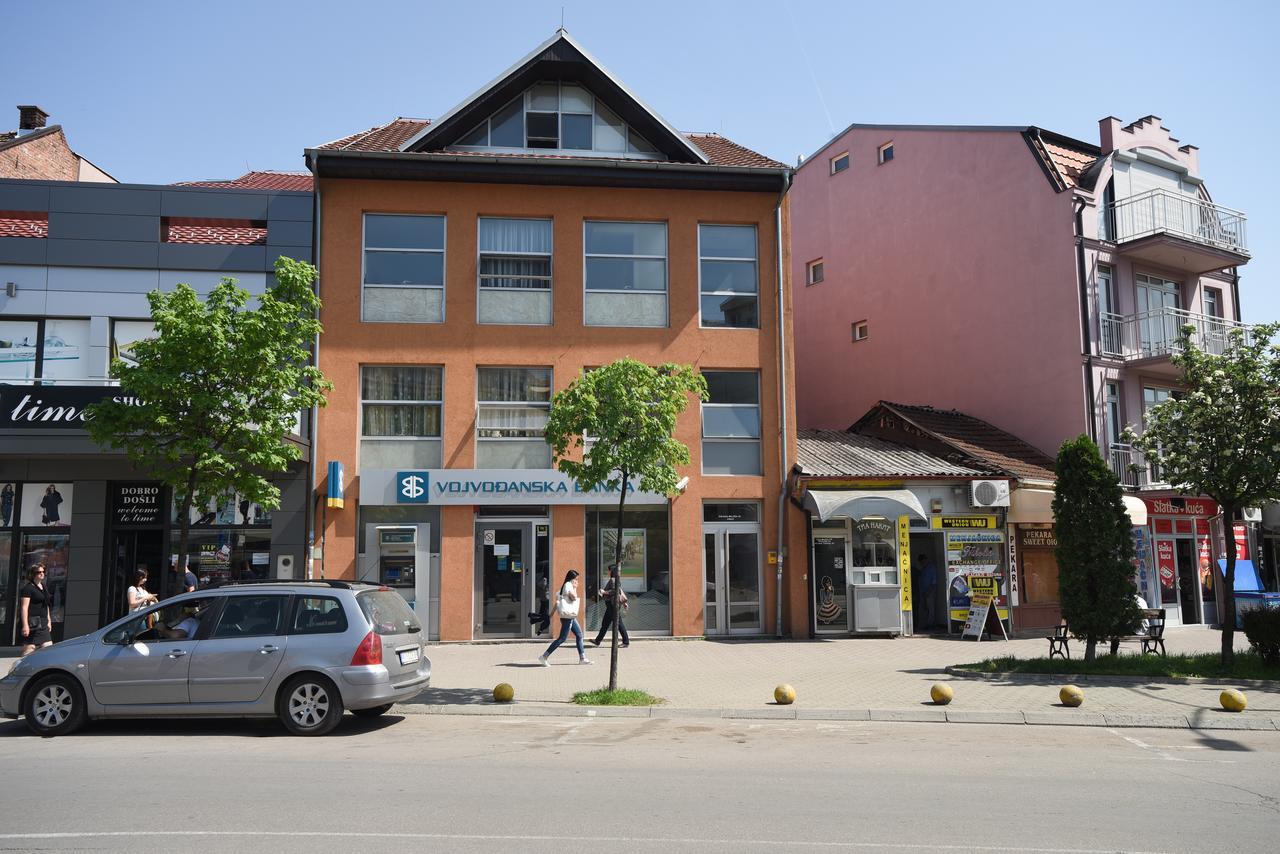 City Center Apartments Pirot Zewnętrze zdjęcie