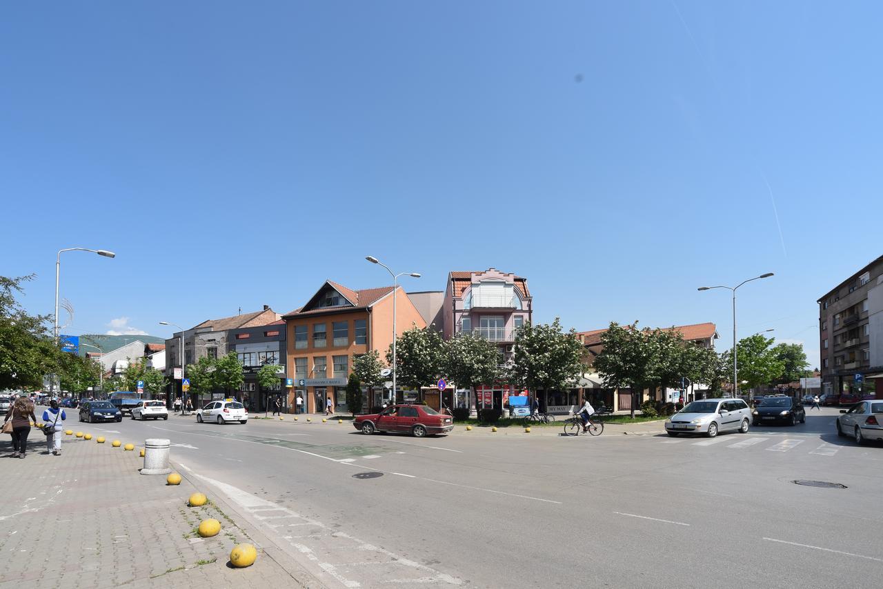 City Center Apartments Pirot Zewnętrze zdjęcie