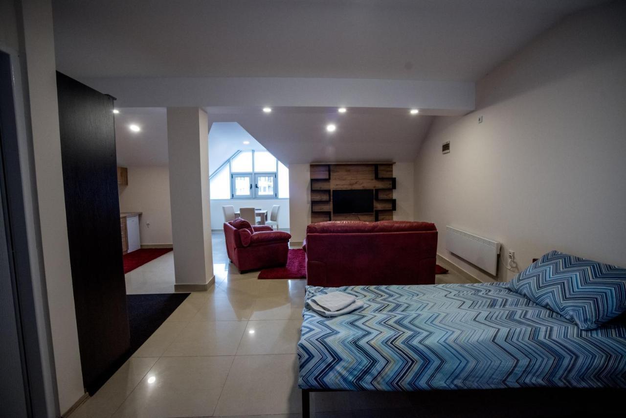 City Center Apartments Pirot Zewnętrze zdjęcie