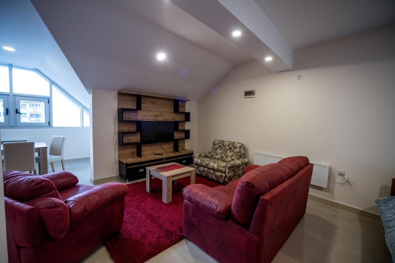 City Center Apartments Pirot Zewnętrze zdjęcie