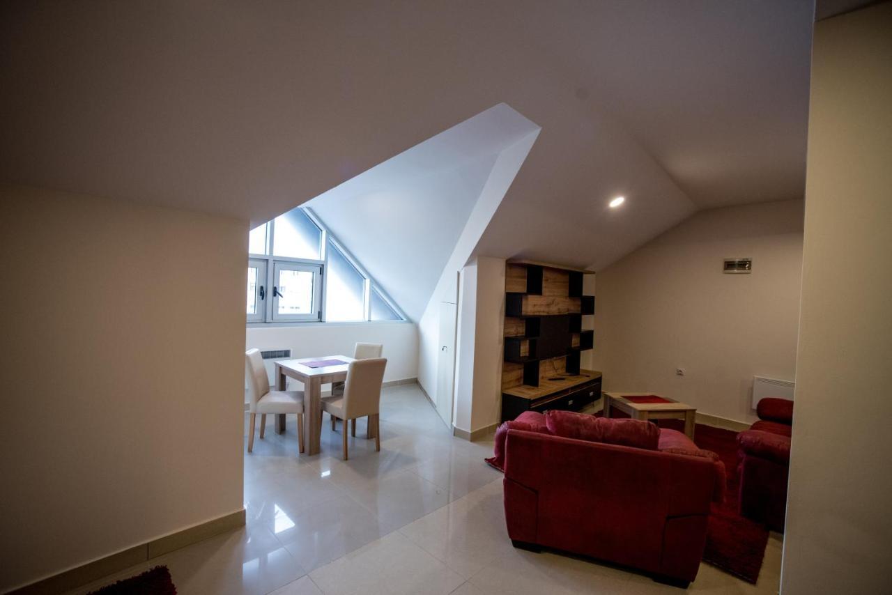 City Center Apartments Pirot Zewnętrze zdjęcie