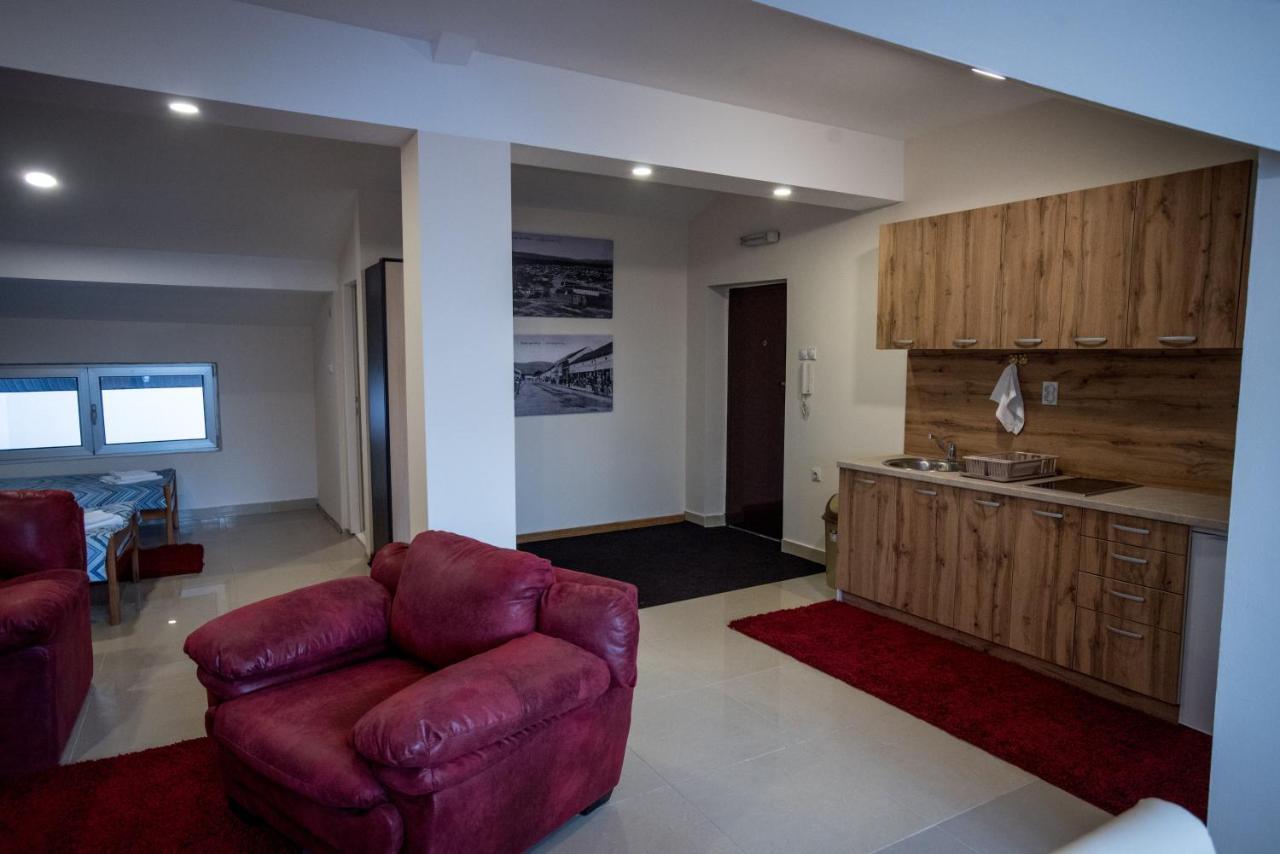City Center Apartments Pirot Zewnętrze zdjęcie